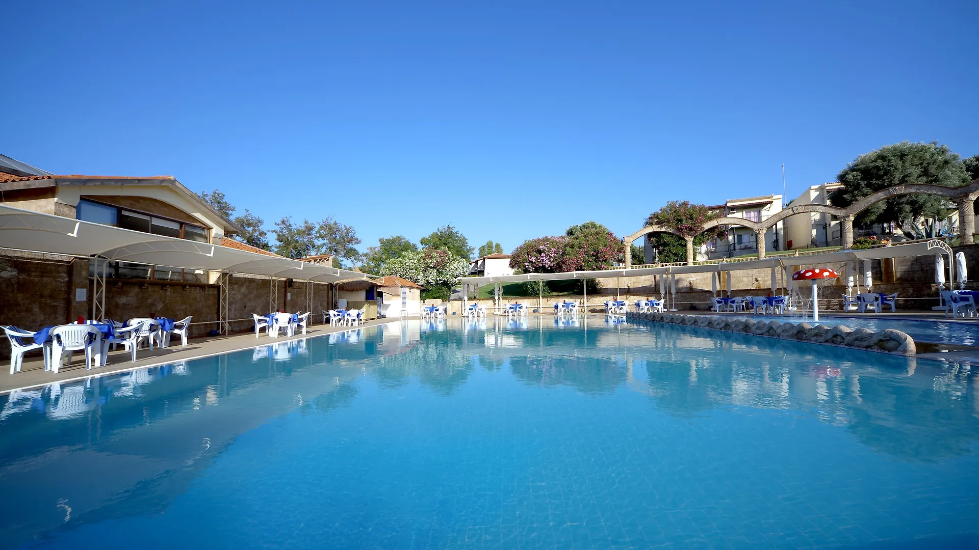 Club Resort Atlantis Seferihisar Hotel