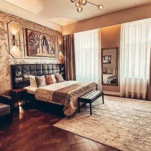 Alfons Boutique 4* Prága