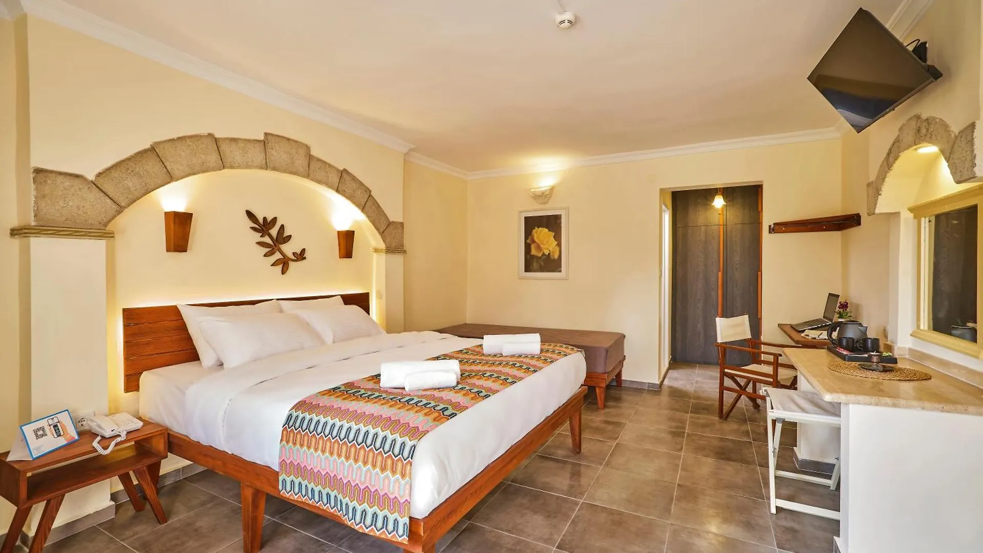 Club Resort Atlantis Seferihisar 4*,