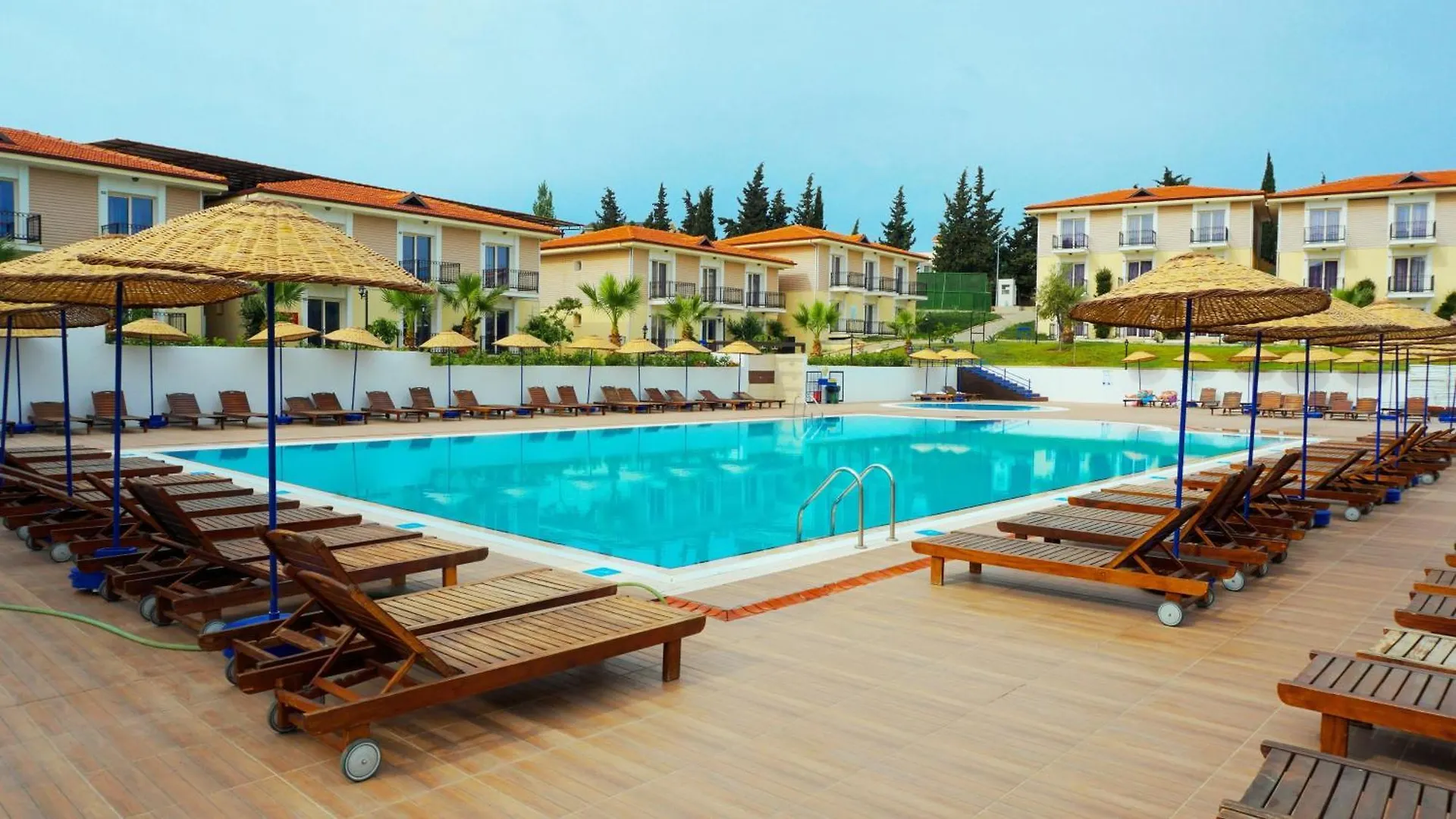 Club Resort Atlantis Seferihisar Hotel