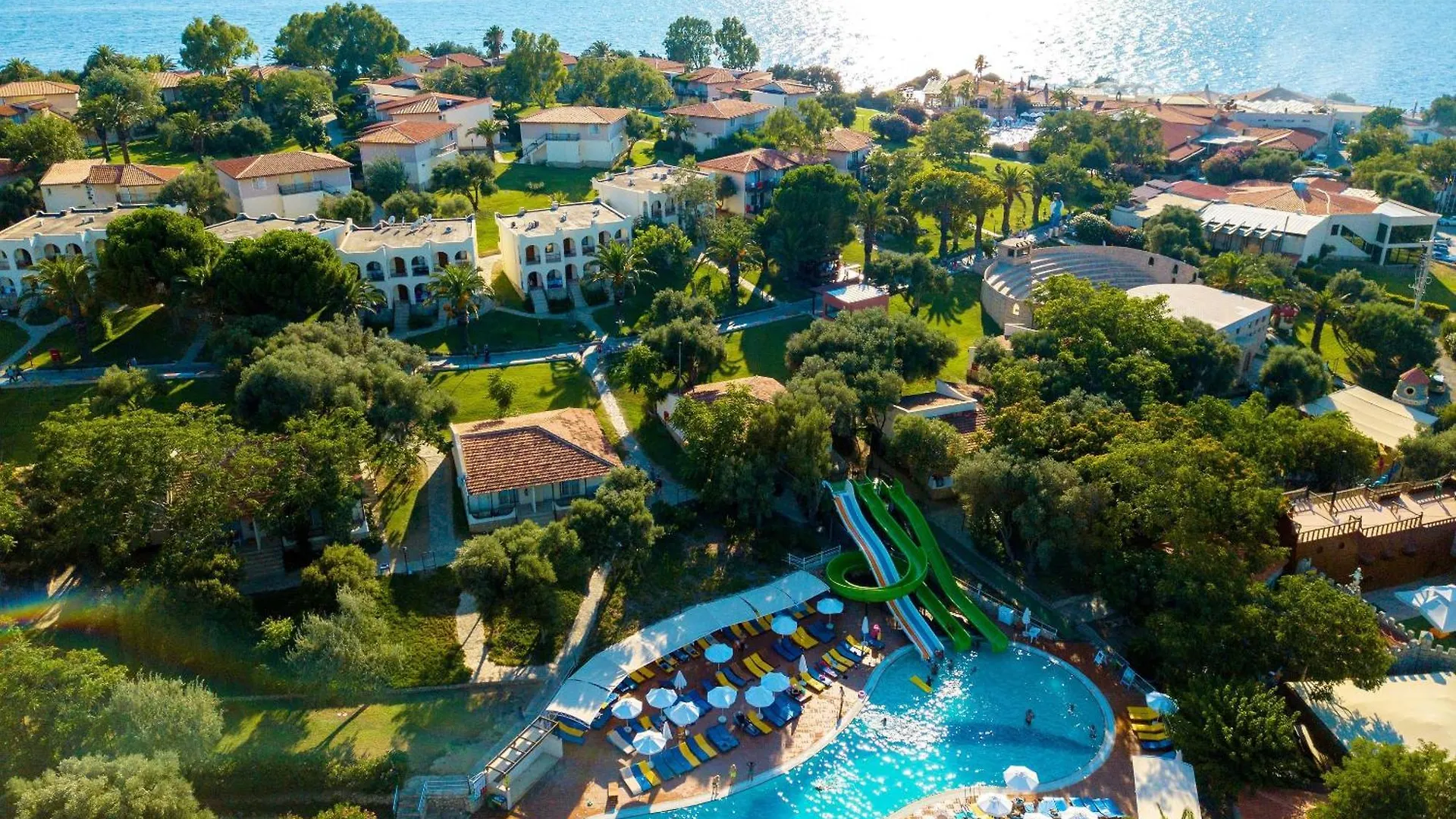 Club Resort Atlantis Seferihisar Hotel